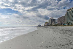Myrtle Beach Condo with Pool 600 Feet to Beach!